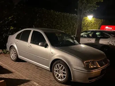 Gebraucht VW Bora 105 PS (77 kW) 2003 Silber Limousine