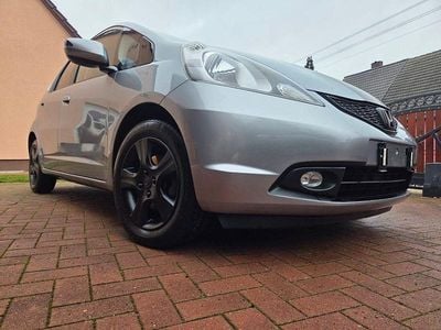 Gebraucht Honda Jazz Comfort 101 PS (74 kW) 2009 Silber Kleinwagen