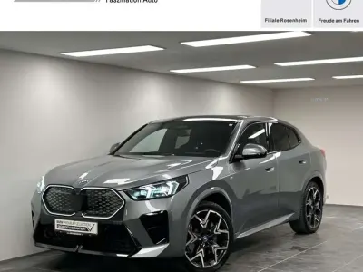 Gebraucht BMW iX2 M Sport 230 kW (313 PS) 2025 Grau SUV