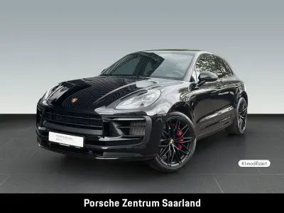 Gebraucht Porsche Macan GTS 441 PS (324 kW) 2023 Tiefschwarzmetallic SUV