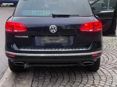 Gebraucht VW Touareg Exclusive 262 PS (192 kW) 2017 Blau SUV