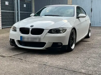 Gebraucht BMW 335 Performance 306 PS (225 kW) 2007 Weiß Coupé