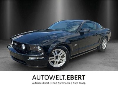 Gebraucht Ford Mustang GT Fastback 305 PS (224 kW) 2005 Schwarz Coupé