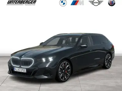 Ny BMW 550e Comfort Edition 489 HK (359 kW) 2026 Sølv Stationcar