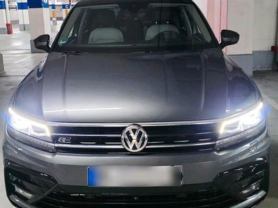Grau Gebraucht 2017 VW Tiguan R-line SUV | 23.699 € (Guter Preis)