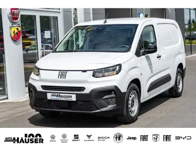 Neu Fiat Doblò 131 PS (96 kW) 2026 Weiss Van / Kleinbus