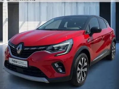 Gebraucht Renault Captur Techno 140 PS (102 kW) 2023 Rot SUV