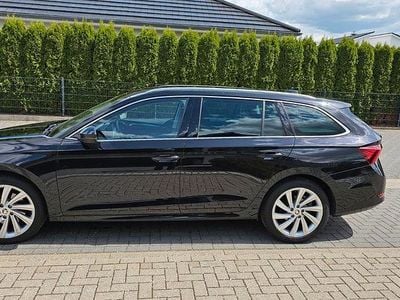 Schwarz Gebraucht 2022 Skoda Octavia Style Kombi | 28.000 € (Fairer Preis)