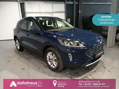 Gebraucht Ford Kuga Titanium 152 PS (111 kW) 2021 Blau SUV