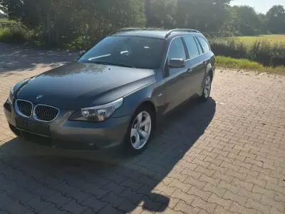 Gebraucht BMW 525 177 PS (130 kW) 2005 Grau Kombi