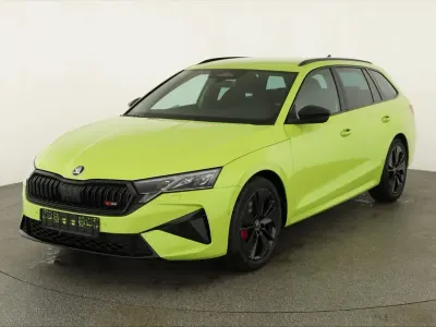 Neu Skoda Octavia RS 265 PS (194 kW) 2026 Mamba grün Kombi