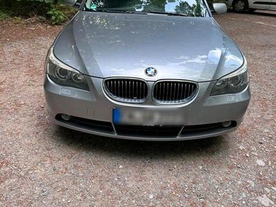 BMW 523