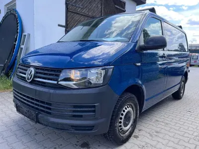 Gebraucht VW Transporter 140 PS (102 kW) 2016 Blau Van