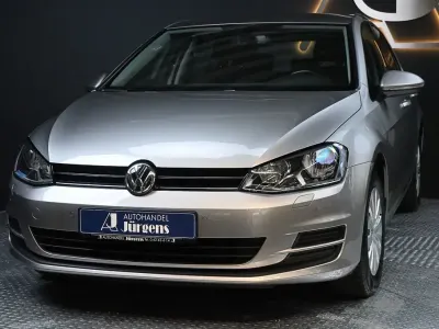 Gebraucht VW Golf VII 86 PS (63 kW) 2016 Silber Limousine