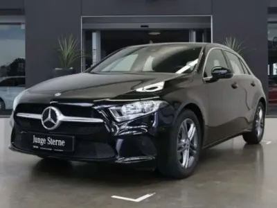 Gebraucht Mercedes A200 163 PS (119 kW) 2018 Schwarz Kleinwagen