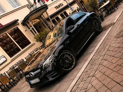 Gebraucht Mercedes C43 AMG AMG 390 PS (286 kW) 2018 Schwarz Limousine