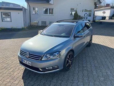 Second-hand VW Passat Exclusive 140 CP (102 kW) 2011 Albastru Break