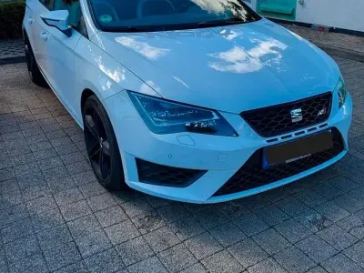 Gebraucht Seat Leon Cupra 265 265 PS (194 kW) 2014 Weiß Limousine