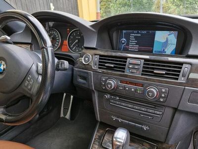 BMW 325