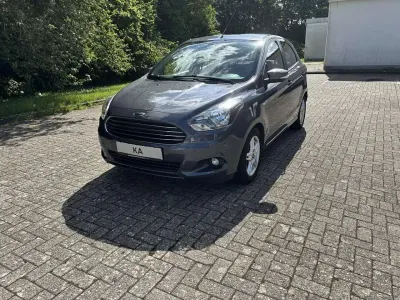 Gebraucht Ford Ka Cool & Connect 86 PS (63 kW) 2018 Grau Limousine