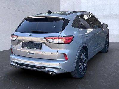 Second-hand Ford Kuga ST-Line X 224 CP (164 kW) 2022 Argintiu SUV