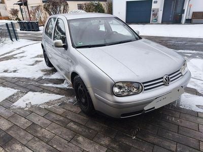 Silber Gebraucht 2003 VW Golf Basis Limousine | 1.000 € (Guter Preis)