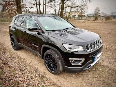 Second-hand Jeep Compass Limited 140 CP (102 kW) 2018 Negru SUV