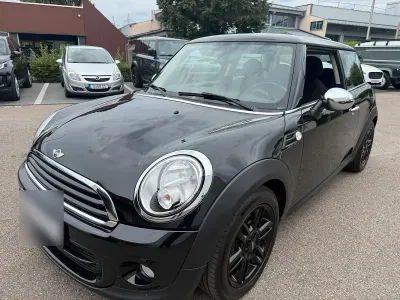 Gebraucht Mini ONE 97 PS (71 kW) 2013 Schwarz Kleinwagen