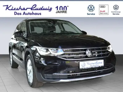 Gebraucht VW Tiguan Elegance 150 PS (110 kW) 2023 Deep black perleffekt SUV