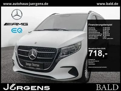 Second-hand Mercedes V220 Style 163 CP (119 kW) 2024 Alb Monovolum