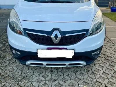Gebraucht Renault Scénic III Initiale Paris 116 PS (85 kW) 2013 Weiß Van / Kleinbus
