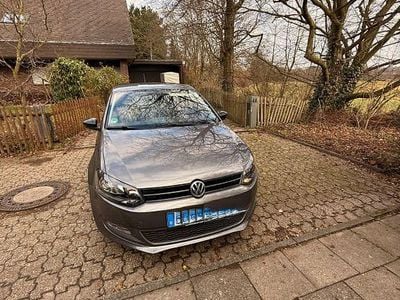 Grau Gebraucht 2012 VW Polo Trendline Kleinwagen | 3.400 € (Fairer Preis)