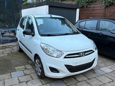 Weiß Gebraucht 2011 Hyundai i10 Kleinwagen | 2.200 € (Guter Preis)