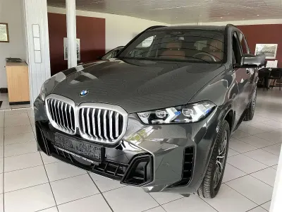 Gebraucht BMW X5 M Sport 352 PS (258 kW) 2025 Dravitgrau metallic SUV