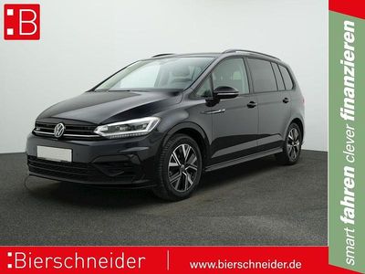 Schwarz Gebraucht 2024 VW Touran Highline Van / Kleinbus | 33.450 € (Fairer Preis)