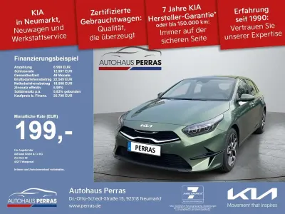 Gebraucht Kia Ceed Spirit 140 PS (102 kW) 2024 Experience grün Kleinwagen
