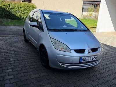 Second-hand Mitsubishi Colt 95 CP (69 kW) 2005 Argintiu Hatchback