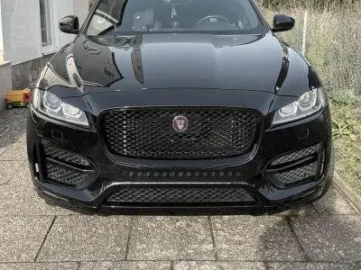 Gebraucht Jaguar F-Pace R-Sport 300 PS (220 kW) 2018 Schwarz SUV