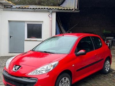 Gebraucht Peugeot 206 60 PS (44 kW) 2010 Rot Limousine