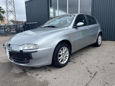 Gebraucht Alfa Romeo 147 105 PS (77 kW) 2003 Grau Kleinwagen