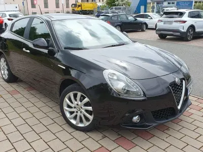 Gebraucht Alfa Romeo Giulietta Super 120 PS (88 kW) 2016 Schwarz Kleinwagen