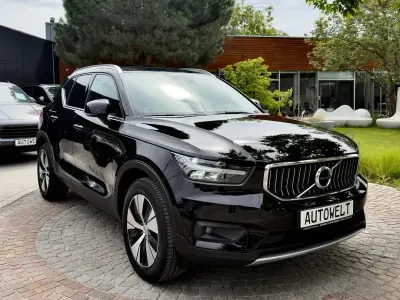 Gebraucht Volvo XC40 Inscription 179 PS (131 kW) 2022 Schwarz SUV