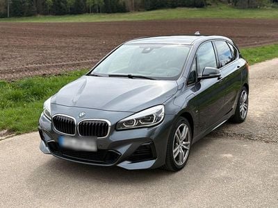 Gebraucht BMW 225 M Sport 224 PS (164 kW) 2019 Grau Van / Kleinbus