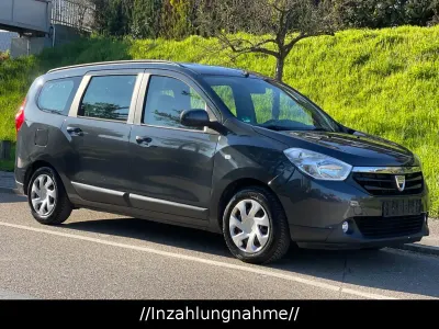 Używany Dacia Lodgy Lauréate 90 KM (66 kW) 2015 Czarny Minivan