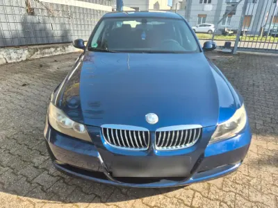 Gebraucht BMW 320 Sport Line 150 PS (110 kW) 2005 Blau Limousine