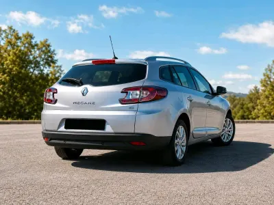 Gebraucht Renault Mégane GrandTour 95 PS (69 kW) 2014 Silber Kombi