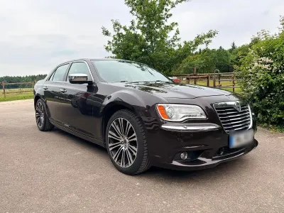 Gebraucht Lancia Thema 239 PS (175 kW) 2012 Braun Limousine