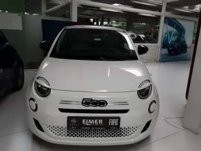 Neu Fiat 500 Icon 65 PS (47 kW) 2026 Weiß Limousine
