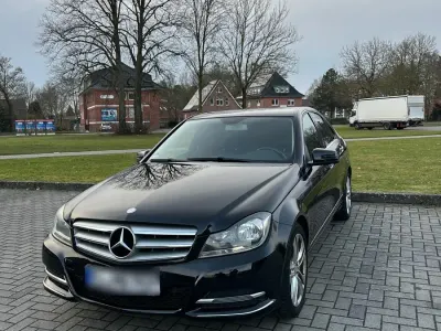 Gebraucht Mercedes C180 156 PS (114 kW) 2013 Schwarz Limousine