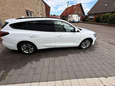 Brugt Ford Focus Cool & Connect 101 HK (74 kW) 2023 Hvid Stationcar